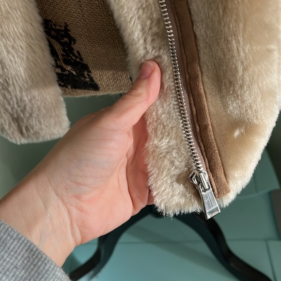 NWT Ann Taylor LOFT Faux Fur Tan Suede Lined Lux Evening Jacket Pockets Large L - Picture 7 of 7